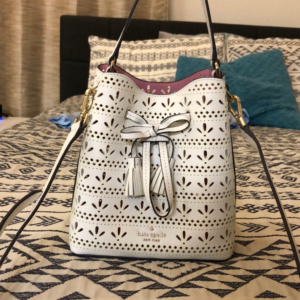 Kate spade bucket hand bag